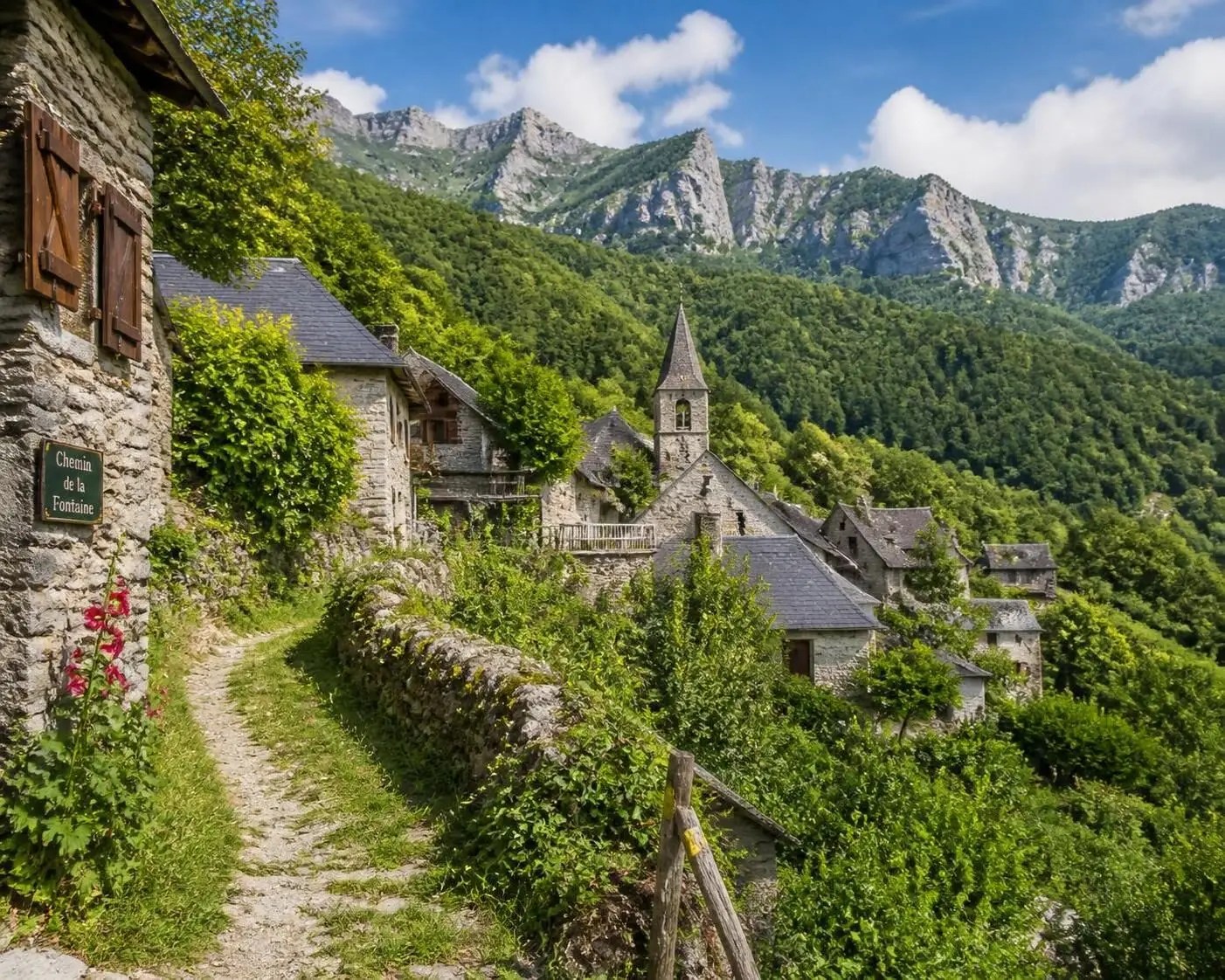Découvrez les 15 randonnées incontournables autour de Grenoble, alliant panoramas époustouflants, nature préservée et aventures accessibles à tous les niveaux.